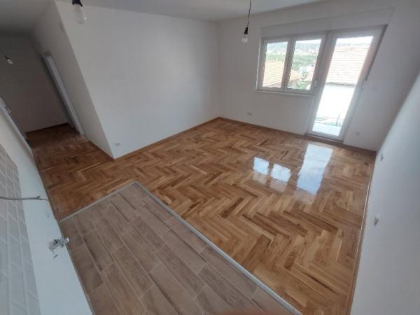 Stan na prodaju u Beogradu, Kaluđerica, jednoiposoban, 46m2, cena 85100 evra