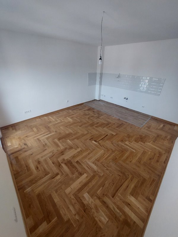 Stan na prodaju u Beogradu, Kaluđerica, jednoiposoban, 46m2, cena 85100 evra