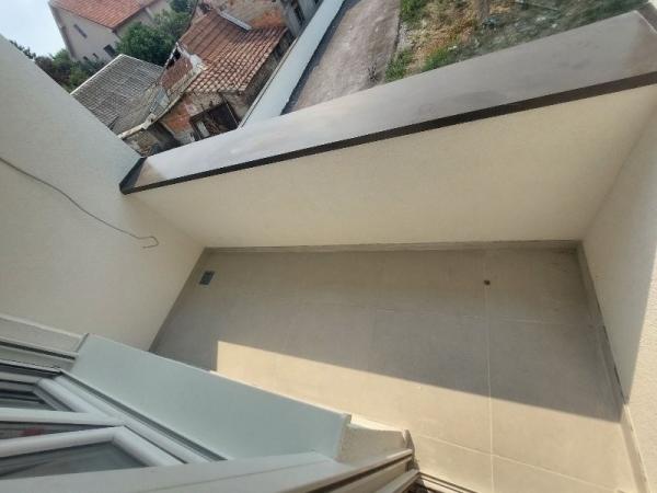 Stan na prodaju u Beogradu, Borča, jednoiposoban, 33m2, cena 80200 evra