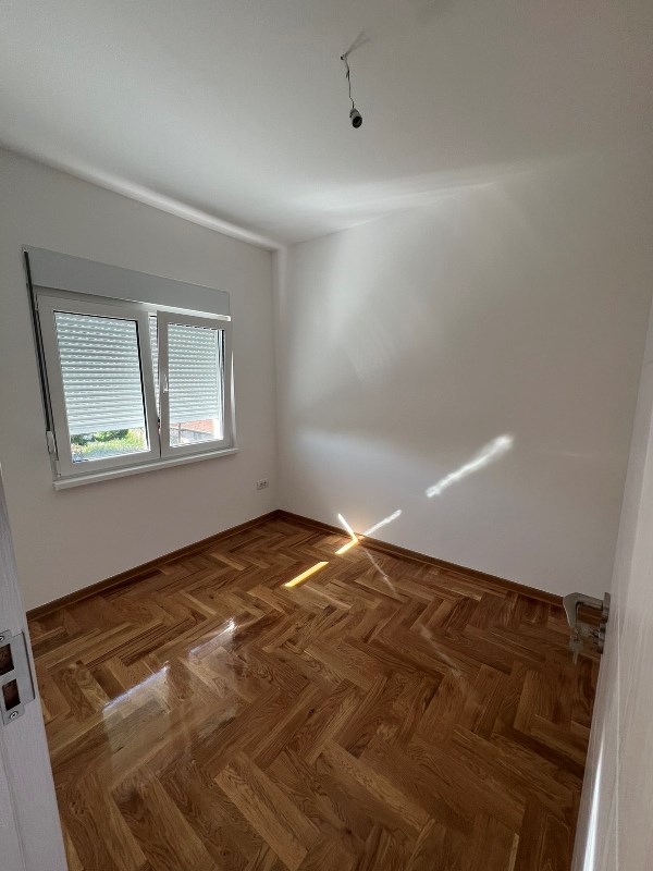 Stan na prodaju u Beogradu, Borča, jednoiposoban, 33m2, cena 80200 evra