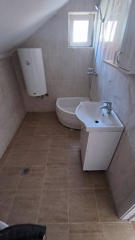 Stan na prodaju u Beogradu, Kaluđerica, dvosoban, 38m2, cena 57000 evra