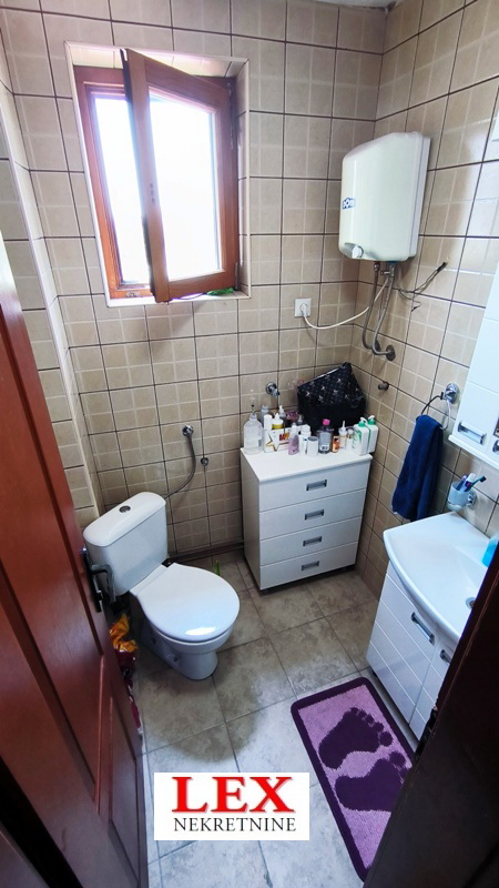 Stan na prodaju u Beogradu, Borča, cetvorosoban, 93m2, cena 140000 evra