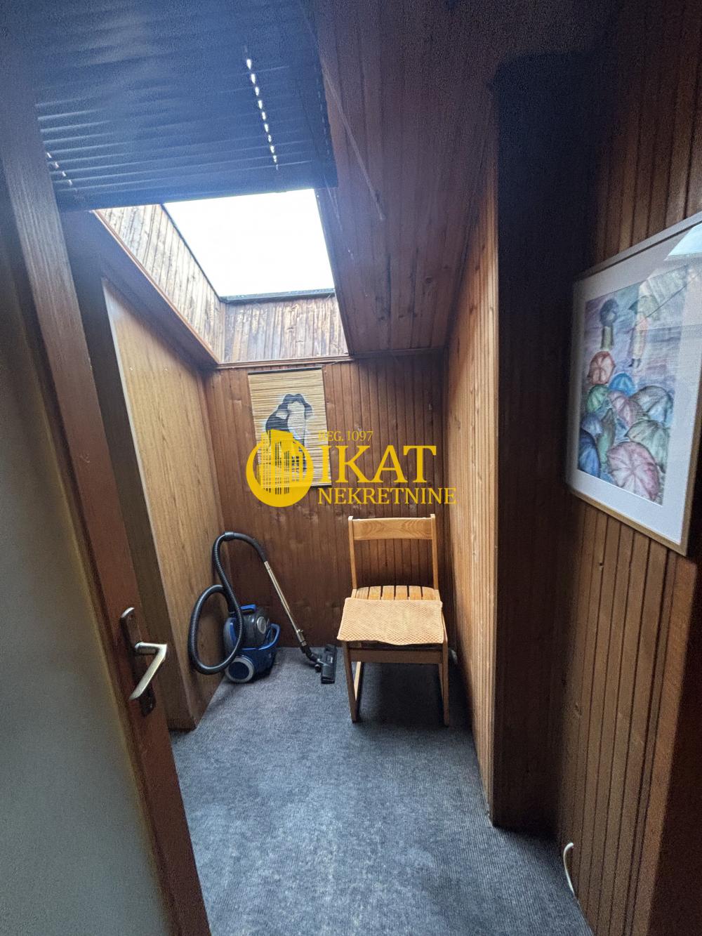 Stan na prodaju u Beogradu, Zemun, trosoban, 100m2, cena 140000 evra