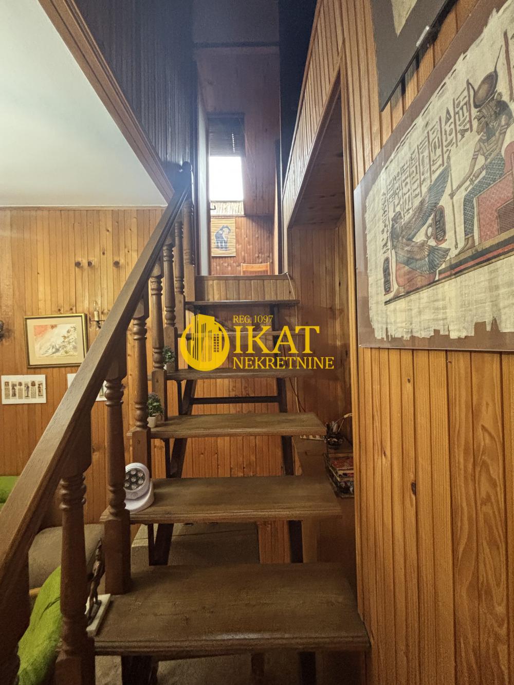 Stan na prodaju u Beogradu, Zemun, trosoban, 100m2, cena 140000 evra