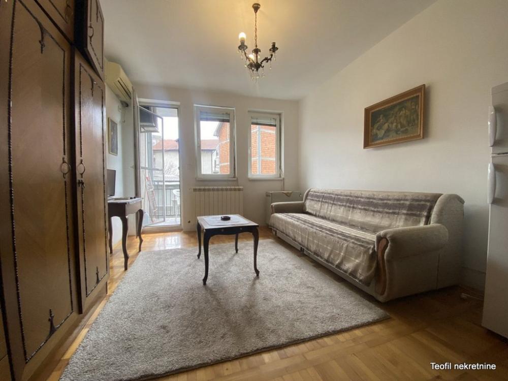 Stan na prodaju u Beogradu, Mirijevo, jednosoban, 28m2, cena 82000 evra