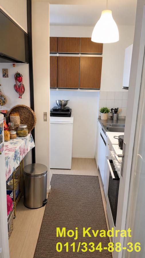 Stan na prodaju u Beogradu, Cerak vinogradi, dvoiposoban, 67m2, cena 205000 evra