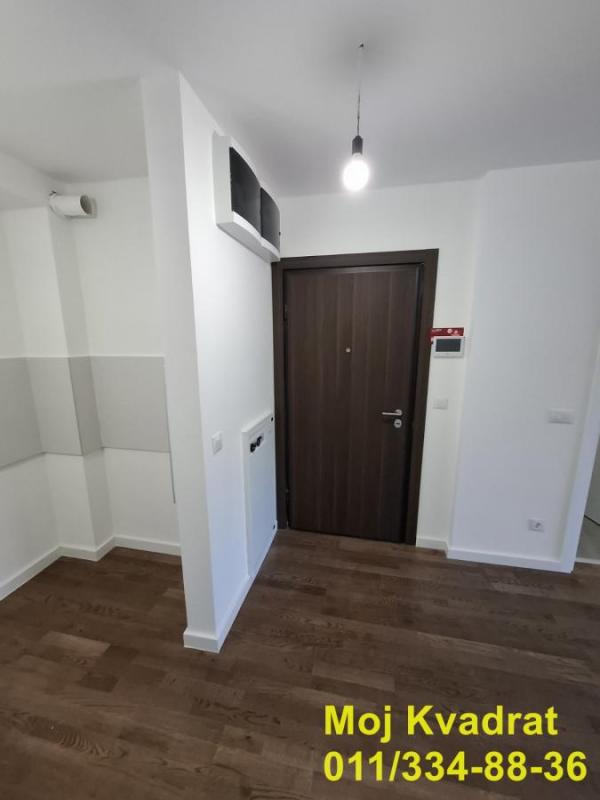 Stan na prodaju u Beogradu, Novi Beograd blok 72, jednoiposoban, 45m2, cena 155000 evra