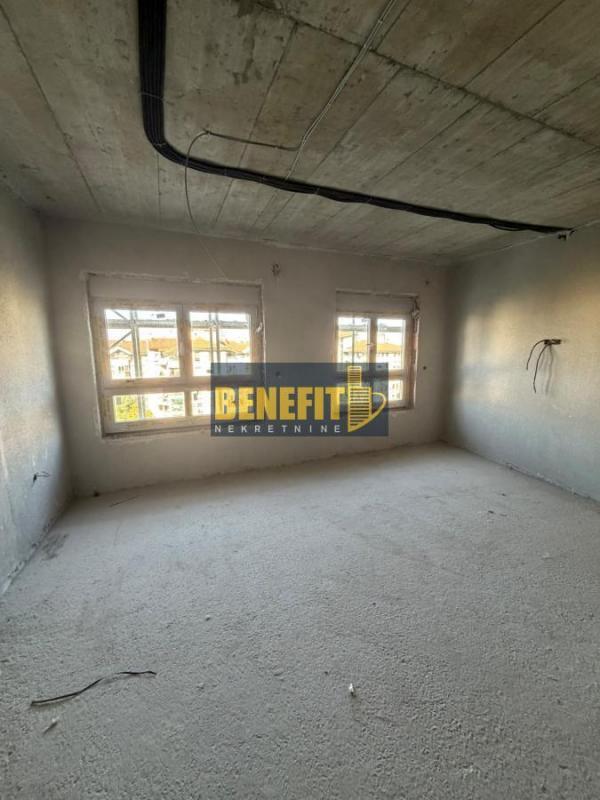 Stan na prodaju u Beogradu, Banovo brdo, trosoban, 75m2, cena 239000 evra