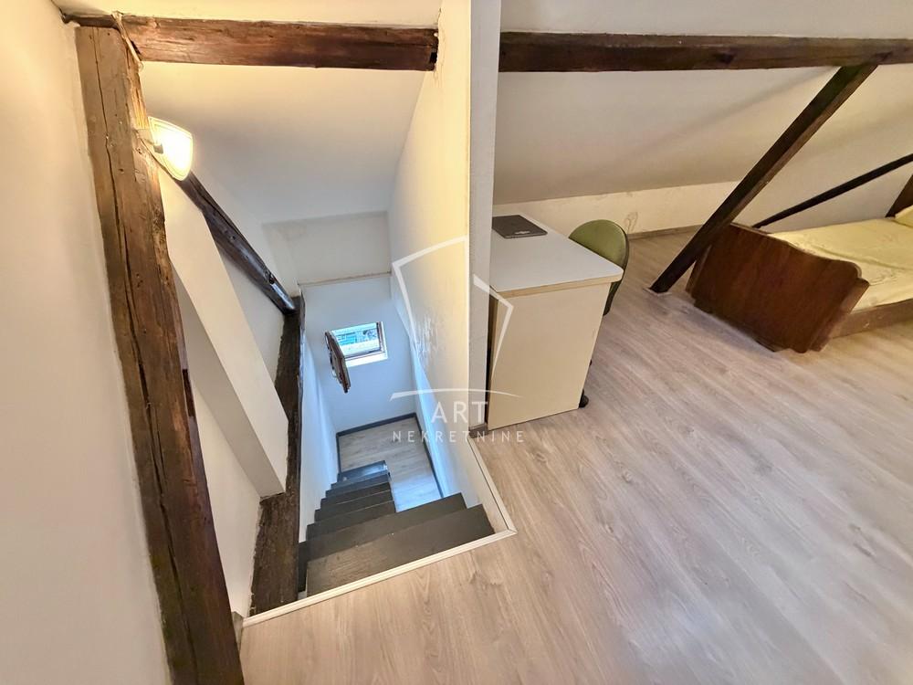 Stan na prodaju u Beogradu, Vukov spomenik, trosoban, 27m2, cena 120000 evra