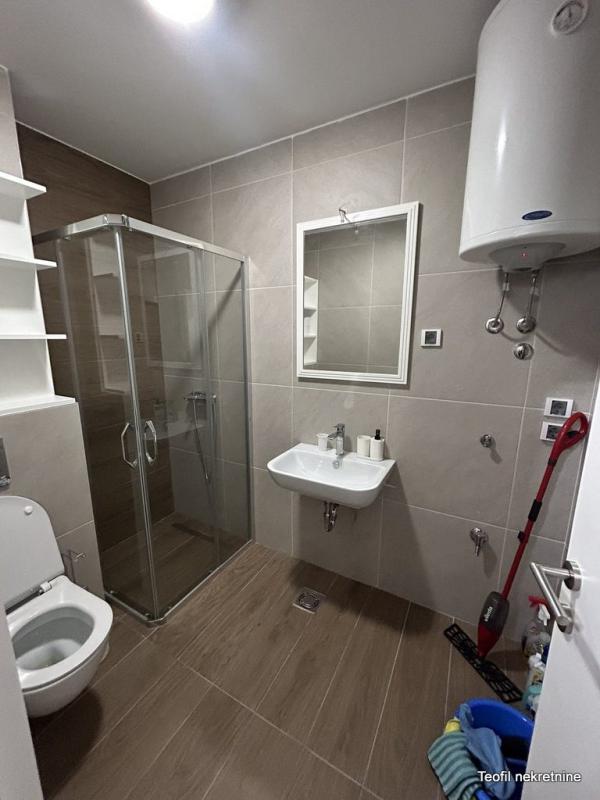 Stan na prodaju u Beogradu, Višnjička banja, trosoban, 67m2, cena 219900 evra