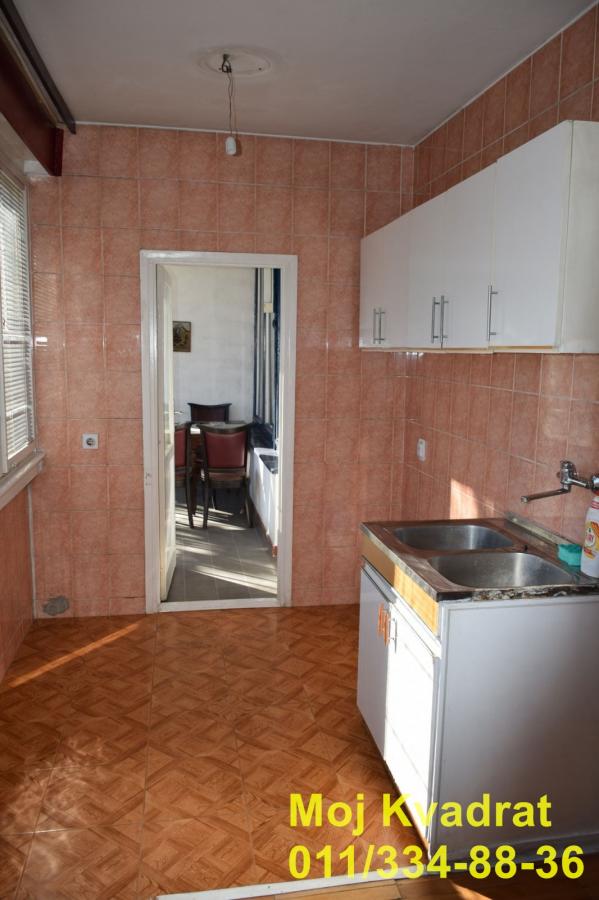 Stan na prodaju u Beogradu, Konjarnik, dvosoban, 67m2, cena 205000 evra
