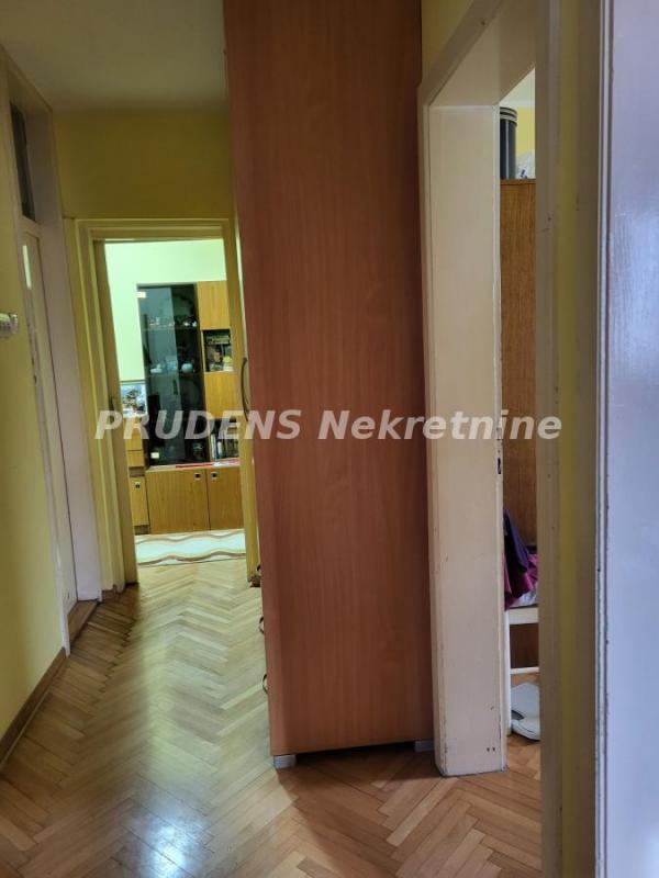 Stan na prodaju u Beogradu, Neimar, cetvorosoban, 108m2, cena 395000 evra