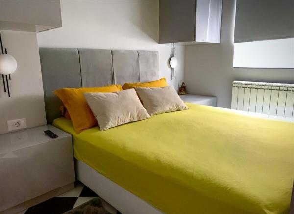 Stan na prodaju u Beogradu, Stari grad, trosoban, 81m2, cena 459000 evra