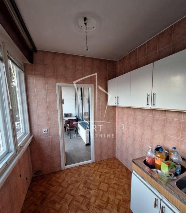 Stan na prodaju u Beogradu, Konjarnik, dvosoban, 67m2, cena 205000 evra