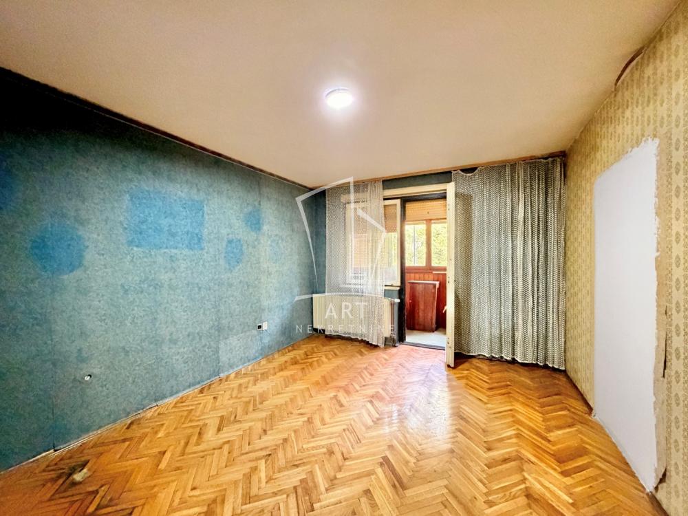 Stan na prodaju u Beogradu, Braće Jerković, trosoban, 71m2, cena 213000 evra