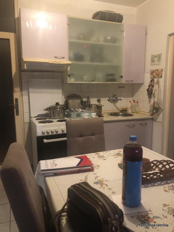 Stan na prodaju u Beogradu, Zemun, dvosoban, 60m2, cena 240000 evra