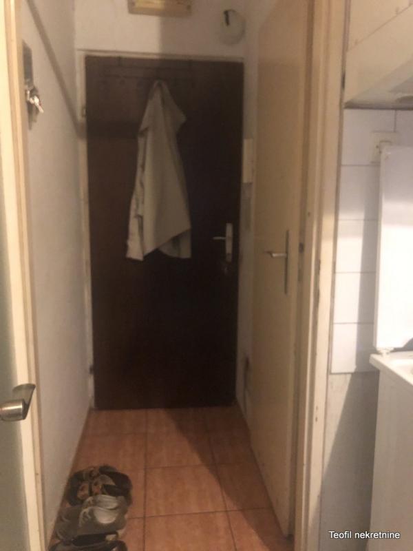 Stan na prodaju u Beogradu, Zemun, dvosoban, 60m2, cena 240000 evra