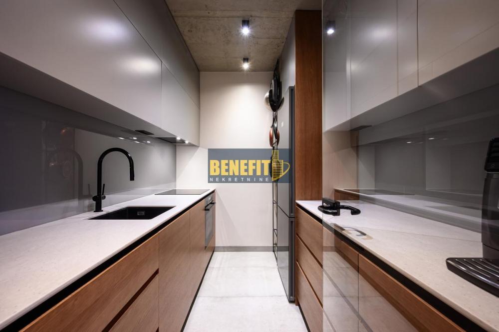 Stan na prodaju u Beogradu, Novi Beograd blok 65, dvosoban, 56m2, cena 275000 evra