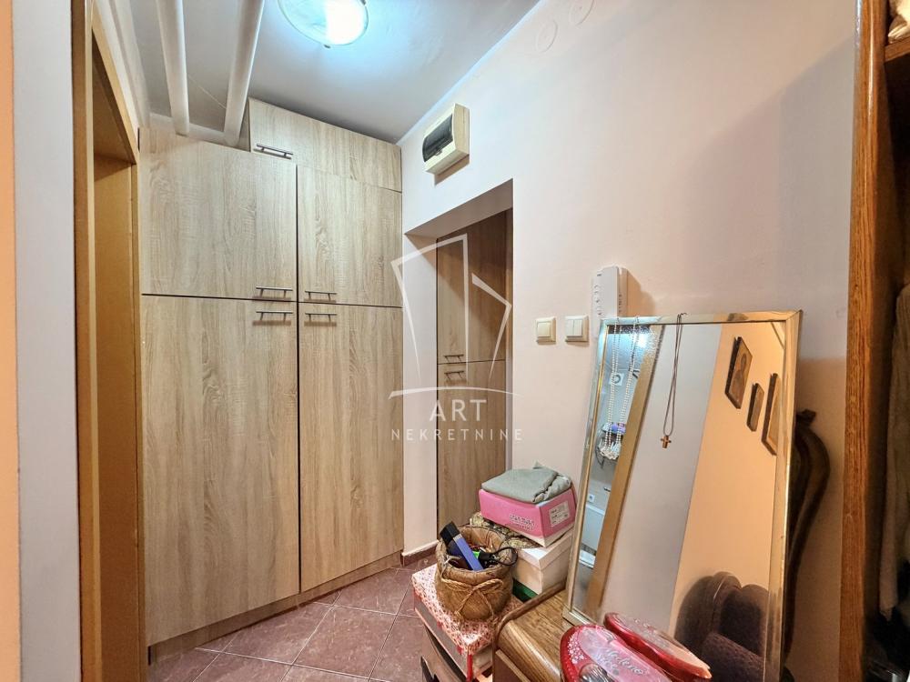 Stan na prodaju u Beogradu, Novi Beograd, 32m2, cena 99000 evra