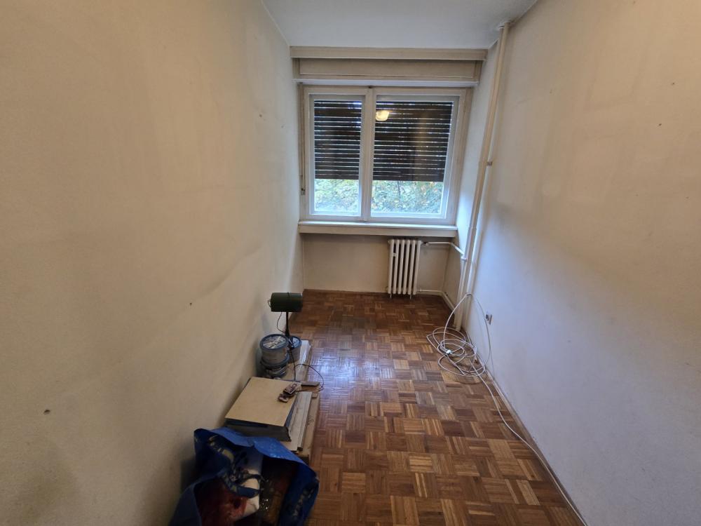 Stan na prodaju u Beogradu, Novi Beograd blok 33 (Genex kula), cetvorosoban, 80m2, cena 308000 evra