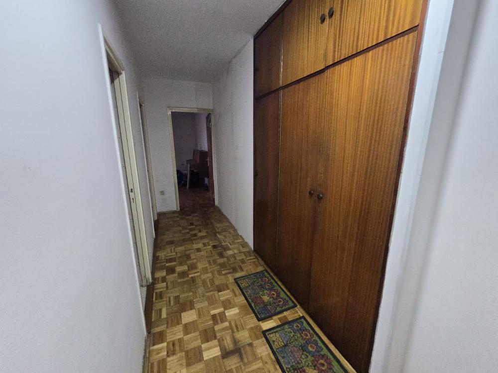Stan na prodaju u Beogradu, Novi Beograd blok 33 (Genex kula), cetvorosoban, 80m2, cena 308000 evra
