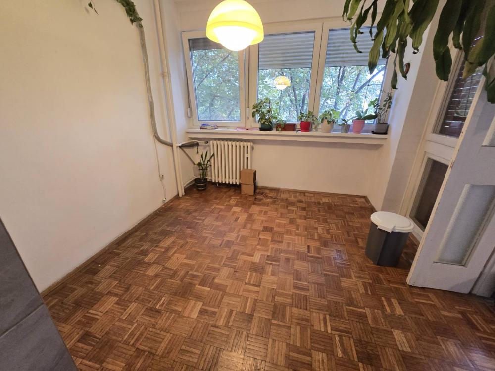 Stan na prodaju u Beogradu, Novi Beograd blok 33 (Genex kula), cetvorosoban, 80m2, cena 308000 evra