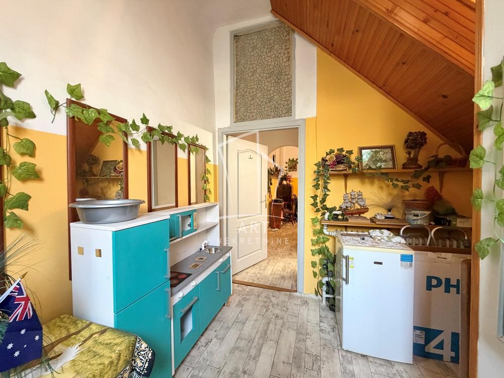 Stan na prodaju u Beogradu, Vračar, 127m2, cena 605000 evra