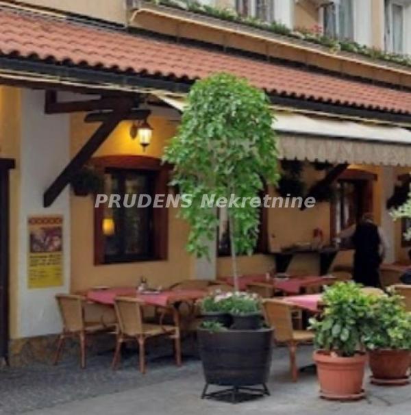 Stan na prodaju u Beogradu, Beograd (centar), trosoban, 109m2, cena 500000 evra
