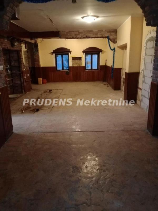 Stan na prodaju u Beogradu, Beograd (centar), trosoban, 109m2, cena 500000 evra
