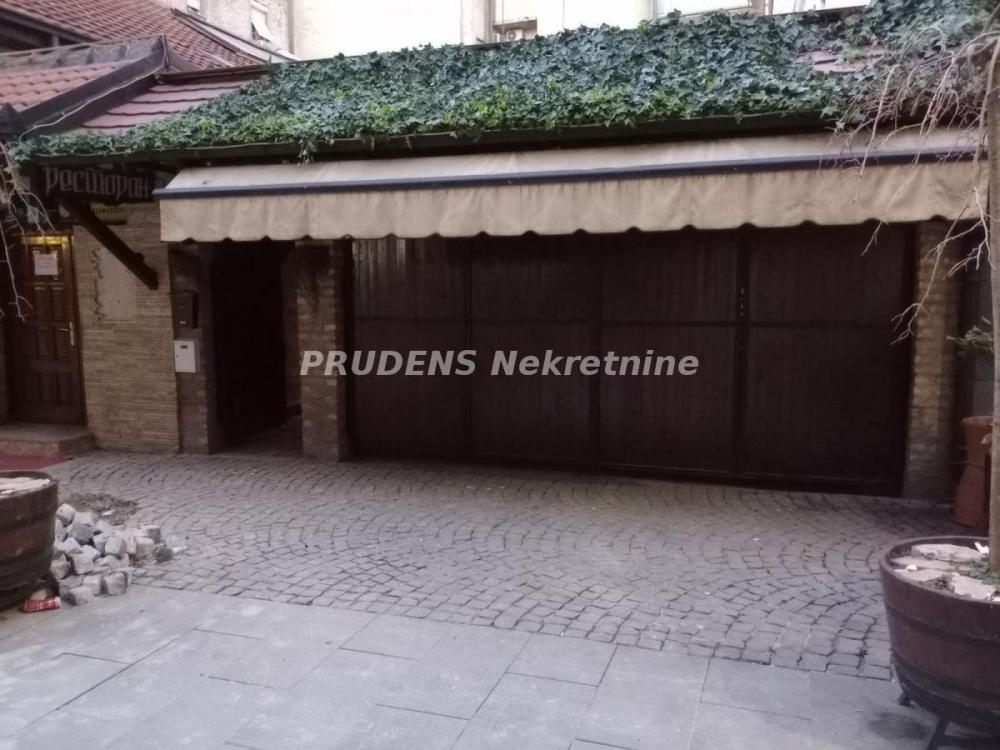 Stan na prodaju u Beogradu, Beograd (centar), trosoban, 109m2, cena 500000 evra