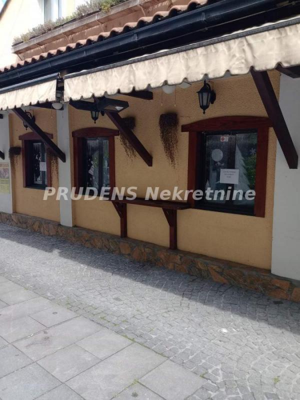 Stan na prodaju u Beogradu, Beograd (centar), trosoban, 109m2, cena 500000 evra