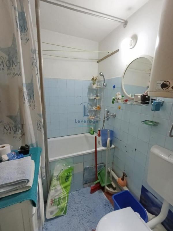 Stan na prodaju u Beogradu, Dušanovac, jednoiposoban, 37m2, cena 111000 evra