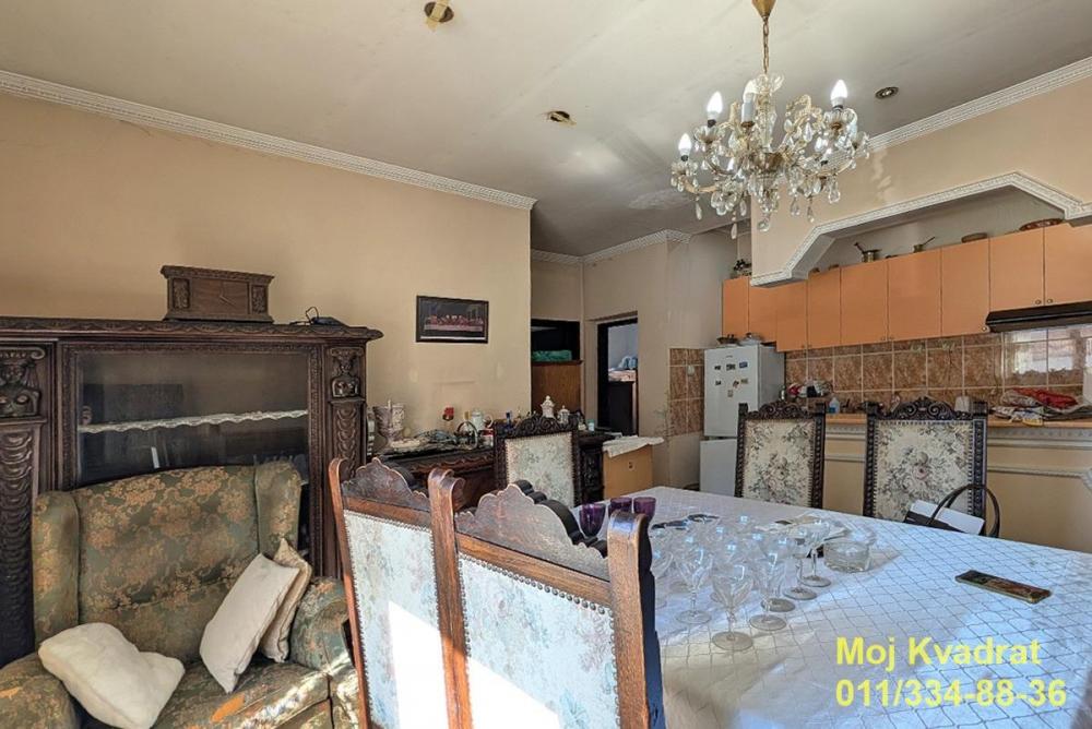 Stan na prodaju u Beogradu, Crveni Krst, trosoban, 69m2, cena 195000 evra