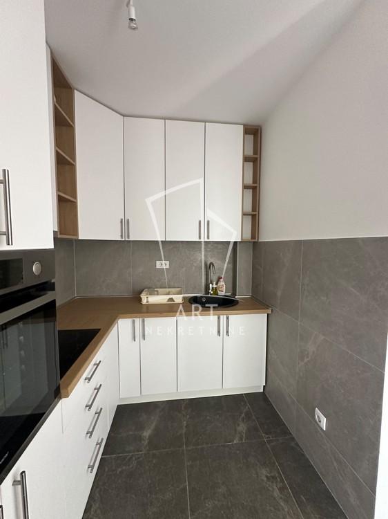 Stan na prodaju u Beogradu, Palilula, dvosoban, 41m2, cena 160000 evra