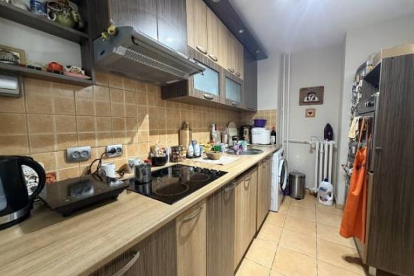 Stan na prodaju u Beogradu, Novi Beograd blok 62, dvoiposoban, 71m2, cena 250000 evra