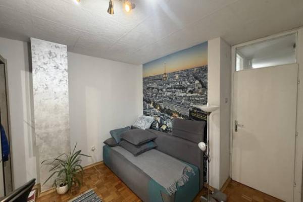 Stan na prodaju u Beogradu, Novi Beograd blok 62, dvoiposoban, 71m2, cena 250000 evra