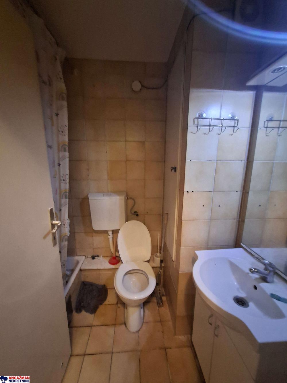 Stan na prodaju u Beogradu, Čukarica, jednoiposoban, 28m2, cena 105000 evra