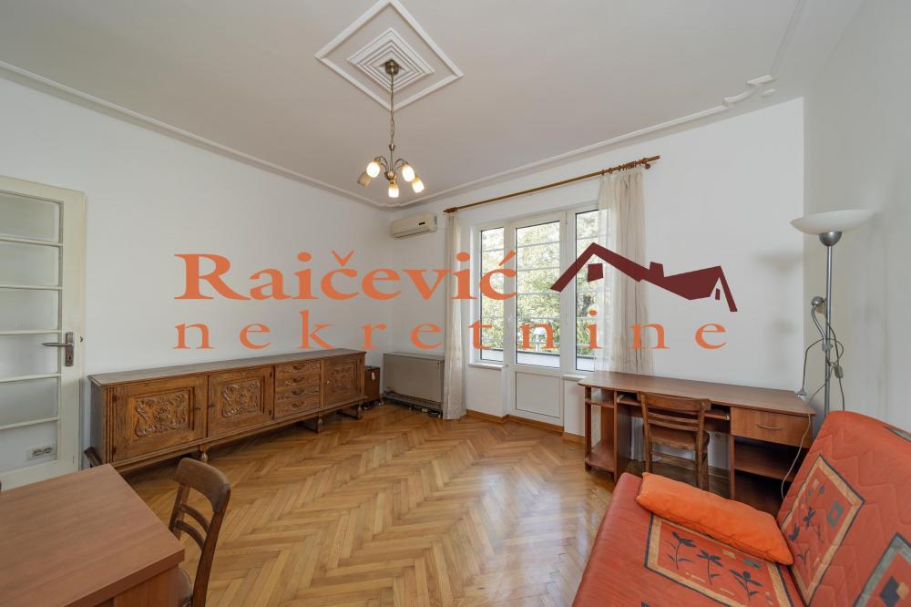 Stan na prodaju u Beogradu, Pašino brdo, jednoiposoban, 45m2, cena 149000 evra