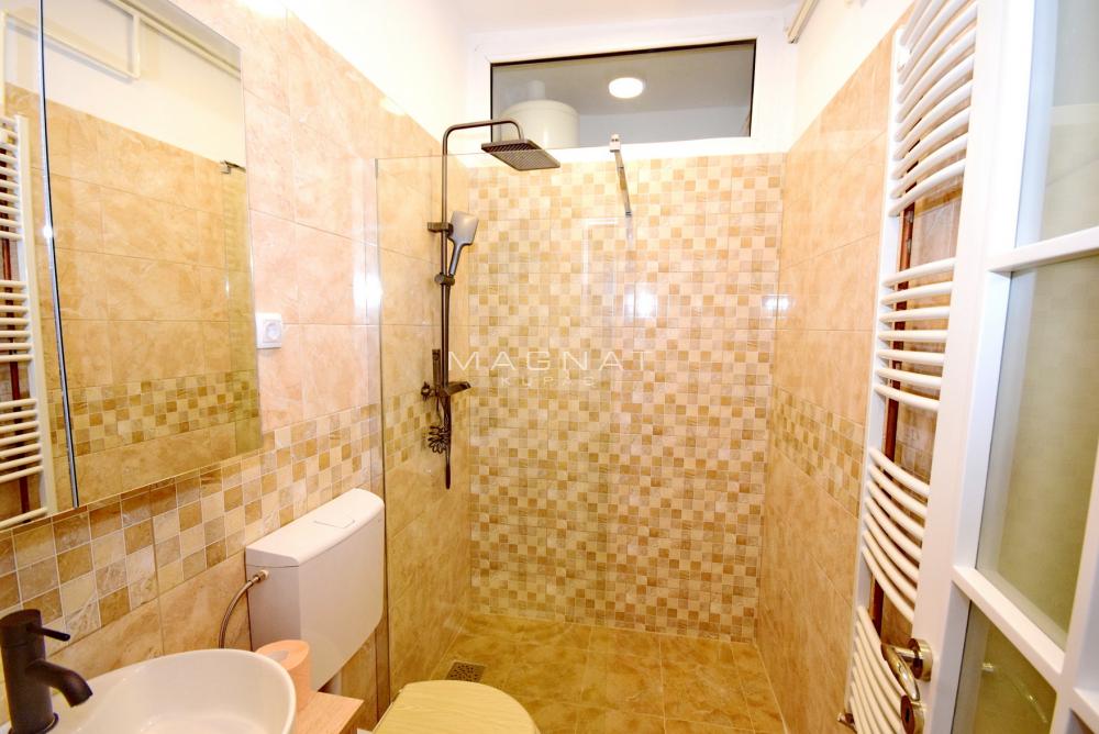 Stan na prodaju u Beogradu, Stari grad, cetvorosoban, 65m2, cena 315000 evra