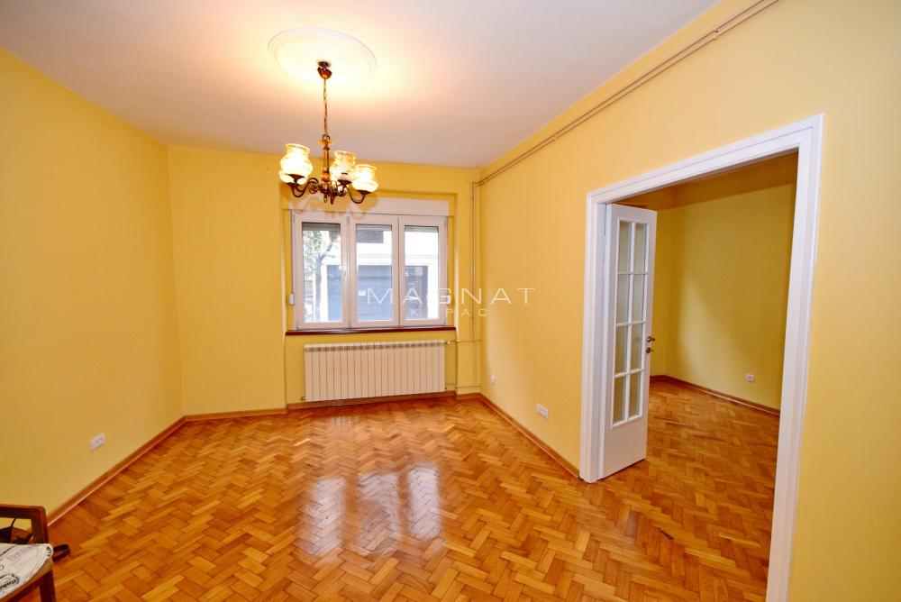 Stan na prodaju u Beogradu, Stari grad, cetvorosoban, 65m2, cena 315000 evra