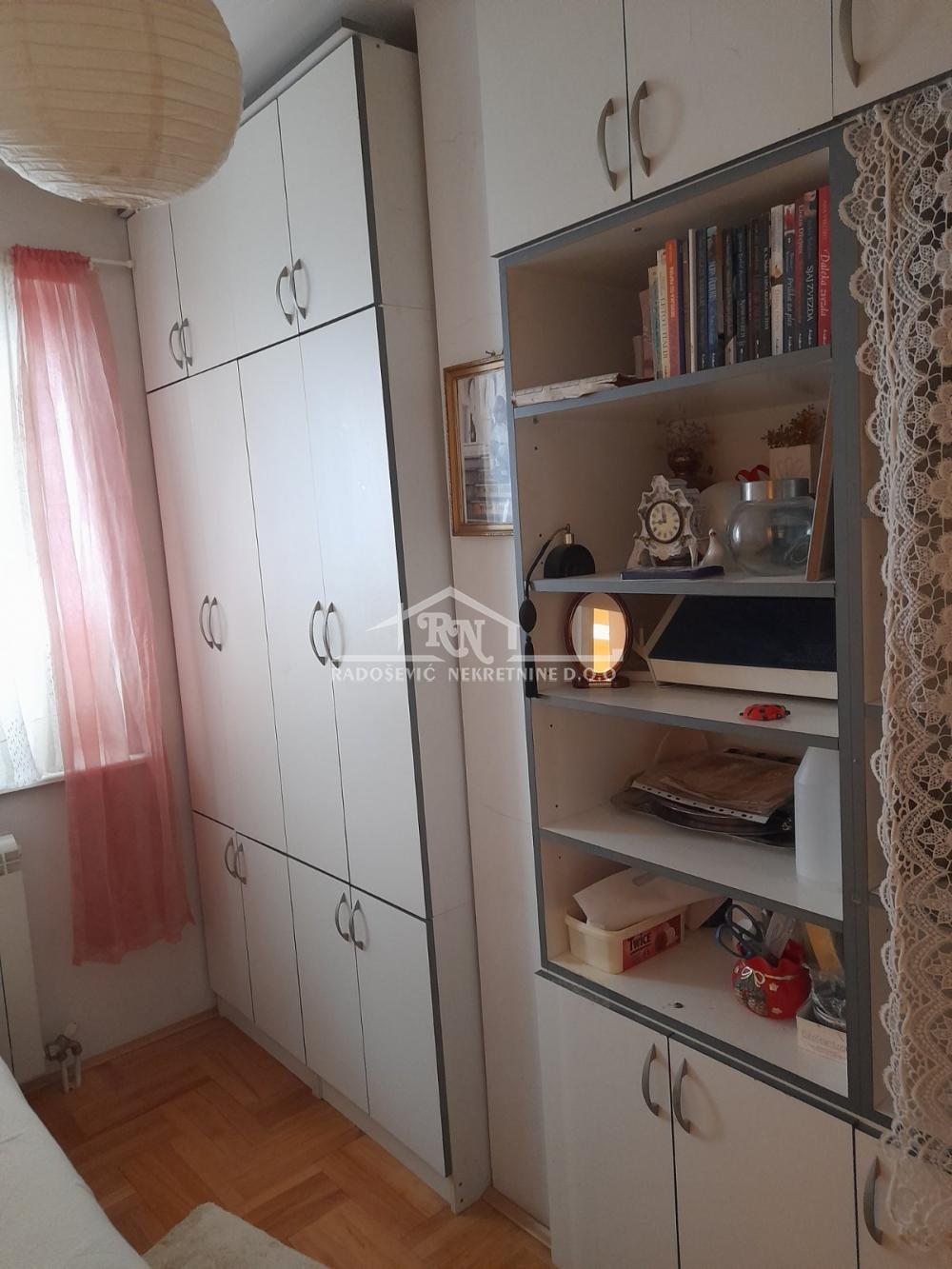 Stan na prodaju u Beogradu, Čukarica, jednoiposoban, 28m2, cena 115000 evra