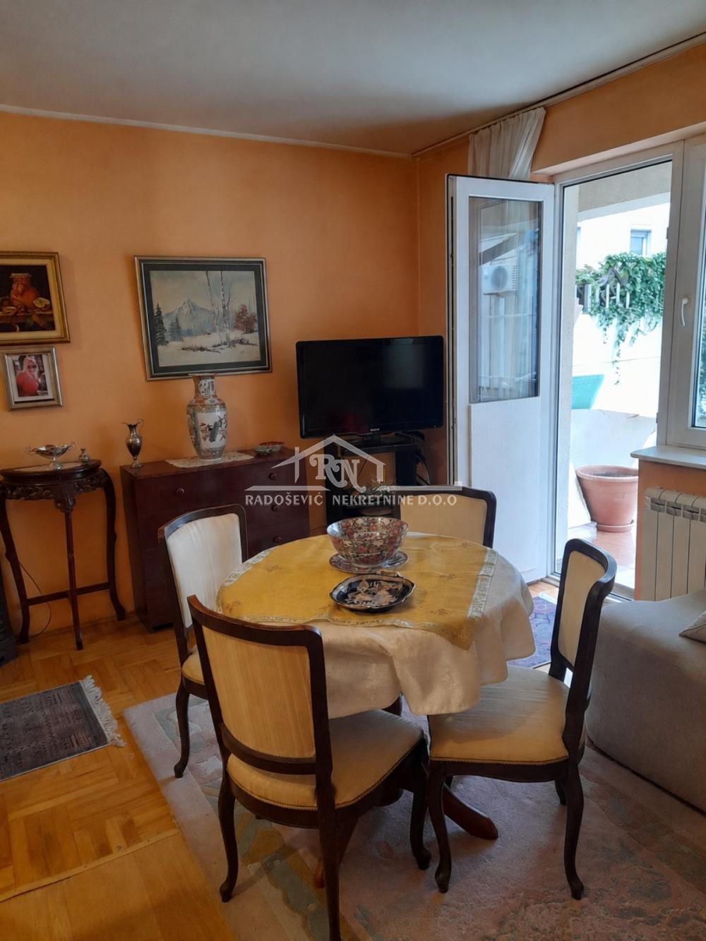 Stan na prodaju u Beogradu, Čukarica, jednoiposoban, 28m2, cena 115000 evra