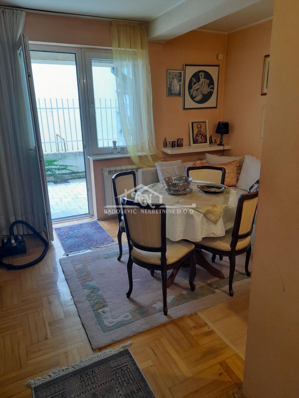 Stan na prodaju u Beogradu, Čukarica, jednoiposoban, 28m2, cena 115000 evra