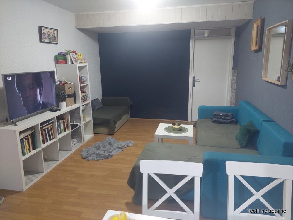 Stan na prodaju u Beogradu, Novi Beograd blok 72, trosoban, 61m2, cena 150000 evra