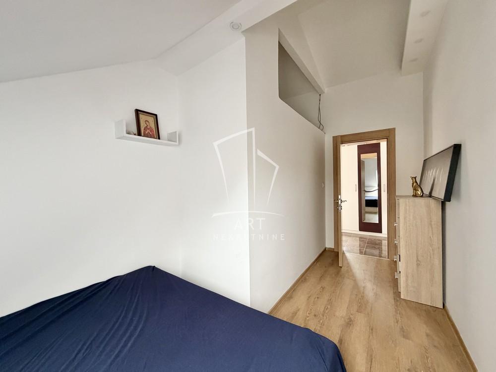 Stan na prodaju u Beogradu, Gornji grad, dvoiposoban, 89m2, cena 197000 evra