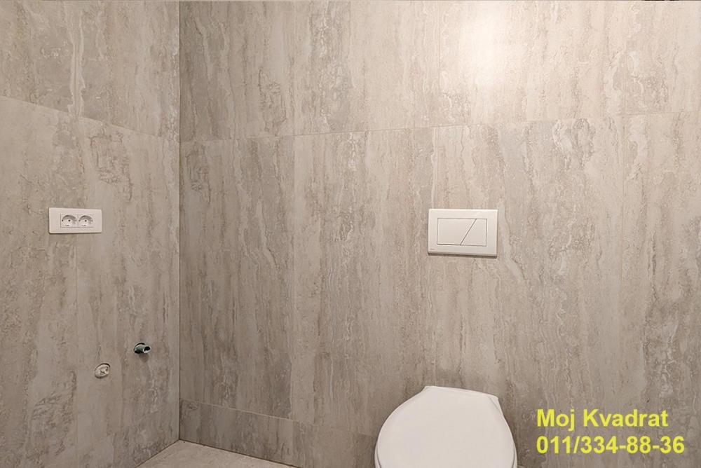 Stan na prodaju u Beogradu, Novi Beograd blok 11 (Hotel Jugoslavija), dvoiposoban, 60m2, cena 275000 evra
