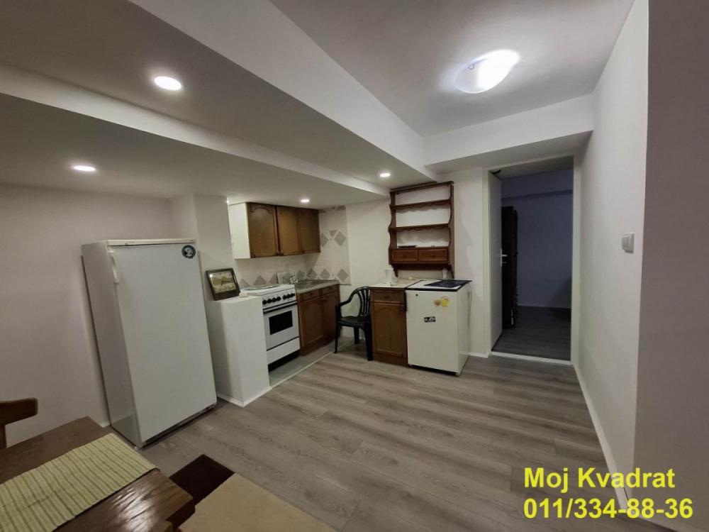 Stan na prodaju u Beogradu, Medaković 3, dvosoban, 64m2, cena 125000 evra