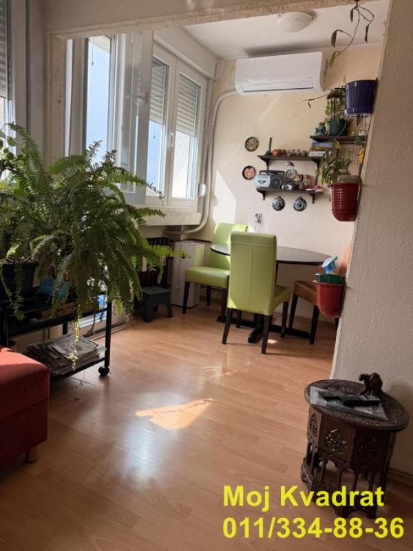 Stan na prodaju u Beogradu, Novi Beograd blok 4 (Politehnička akademija), dvoiposoban, 55m2, cena 218000 evra