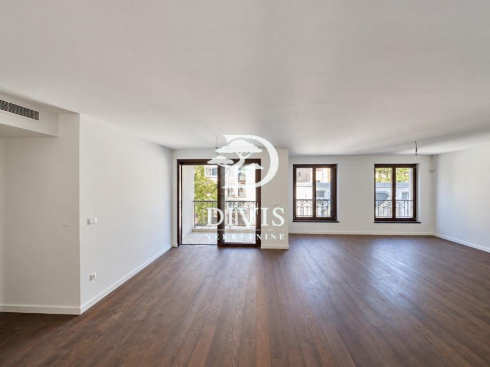 Stan na prodaju u Beogradu, Krunski venac, trosoban, 130m2, cena 715000 evra