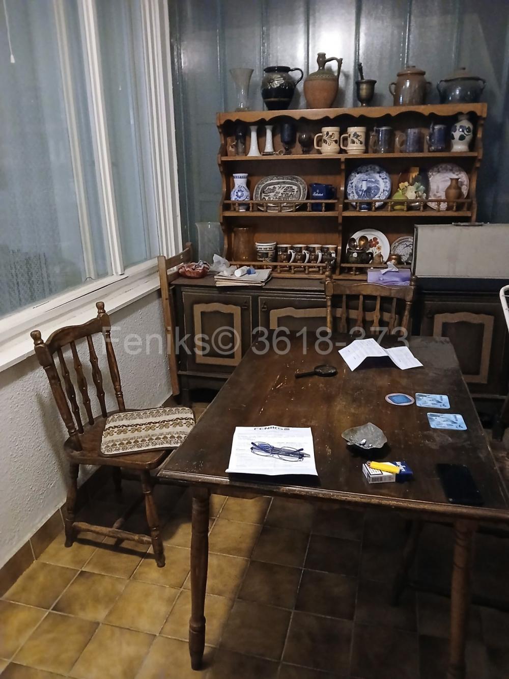 Stan na prodaju u Beogradu, Cvetkova pijaca, troiposoban, 89m2, cena 330000 evra
